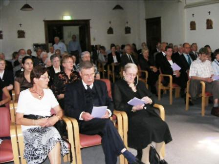 Familie, vrienden, confraters  en kennissen van Jos Planken.